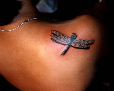 татуировка стрекозы