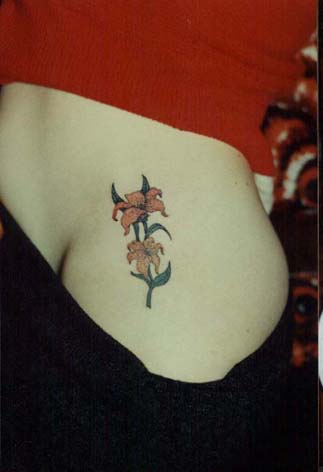 Фото и значение татуировки Лилия. Tattoo1