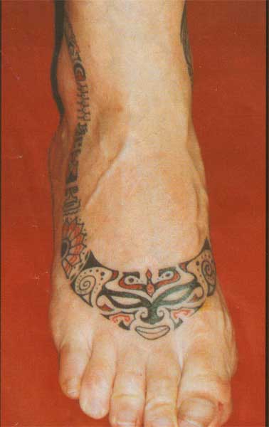 татуировка на ступнях ног
